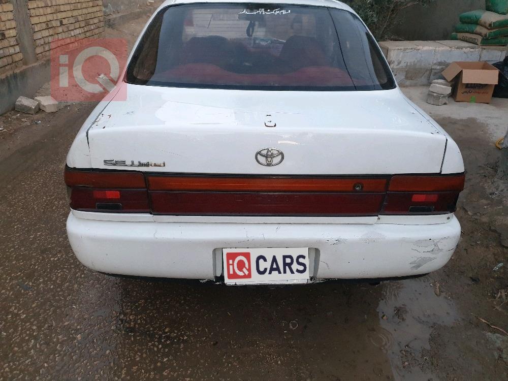 تۆیۆتا کۆرۆلا